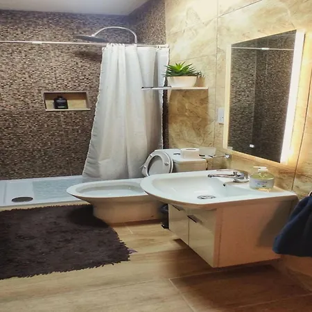 Modern 3 Bedroom Penthouse With Rooftop Views Ta Xbiex