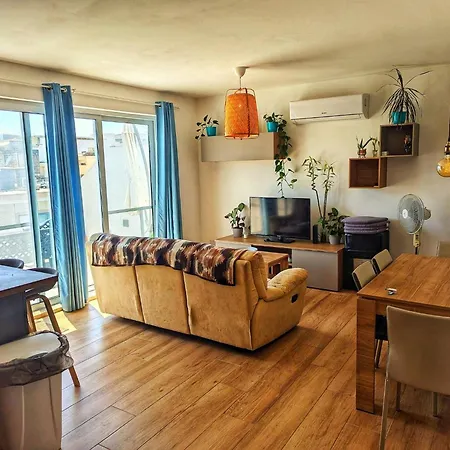 Modern 3 Bedroom Penthouse With Rooftop Views Apartament Ta Xbiex